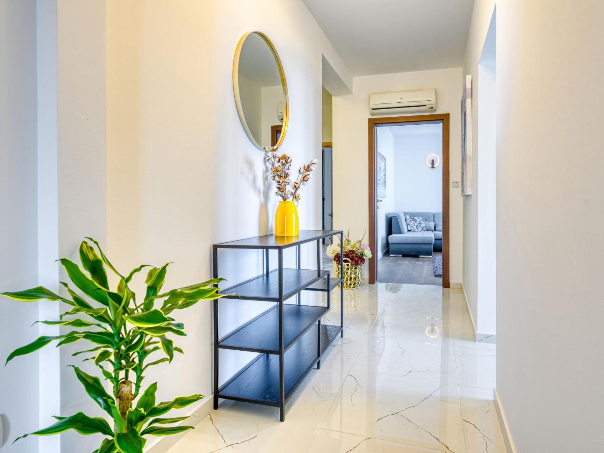Apartment Laurus-1 By Interhome Lovran Εξωτερικό φωτογραφία