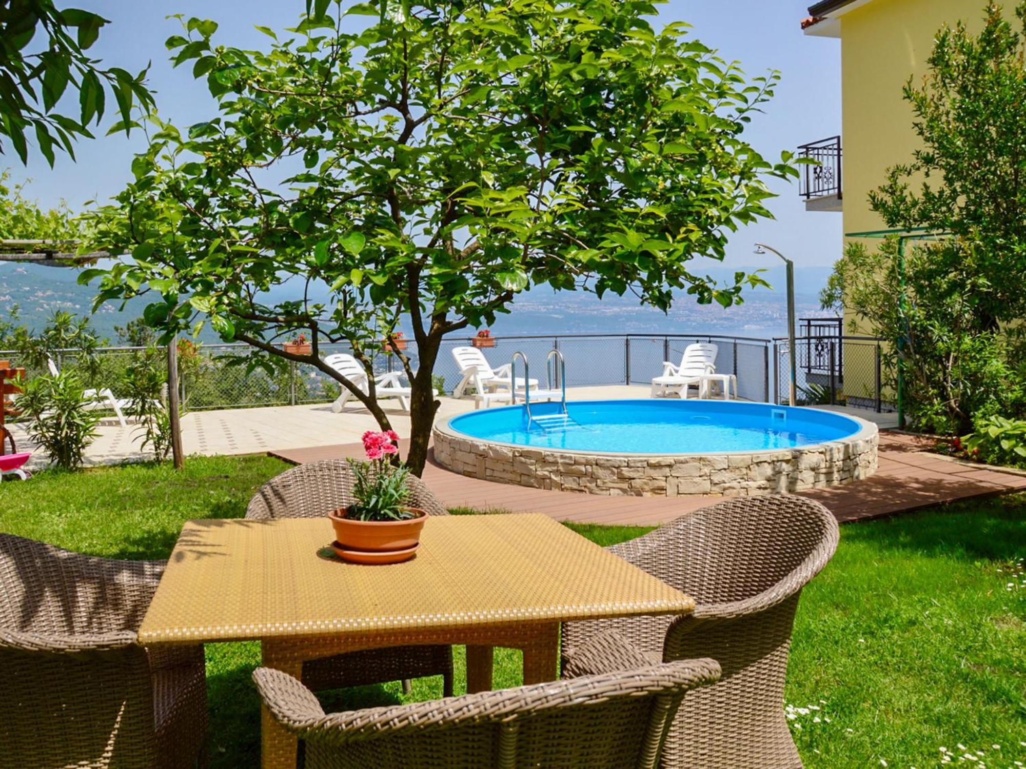 Apartment Laurus-1 By Interhome Lovran Εξωτερικό φωτογραφία