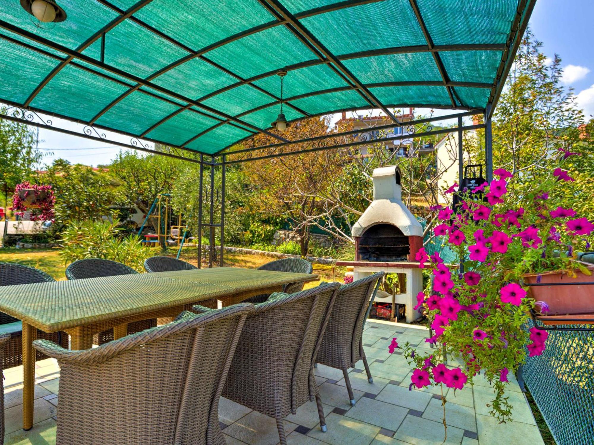 Apartment Laurus-1 By Interhome Lovran Εξωτερικό φωτογραφία
